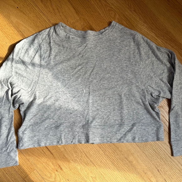 Women’s GAP pullover cropped sweatshirt grey medium - Picture 1 of 4